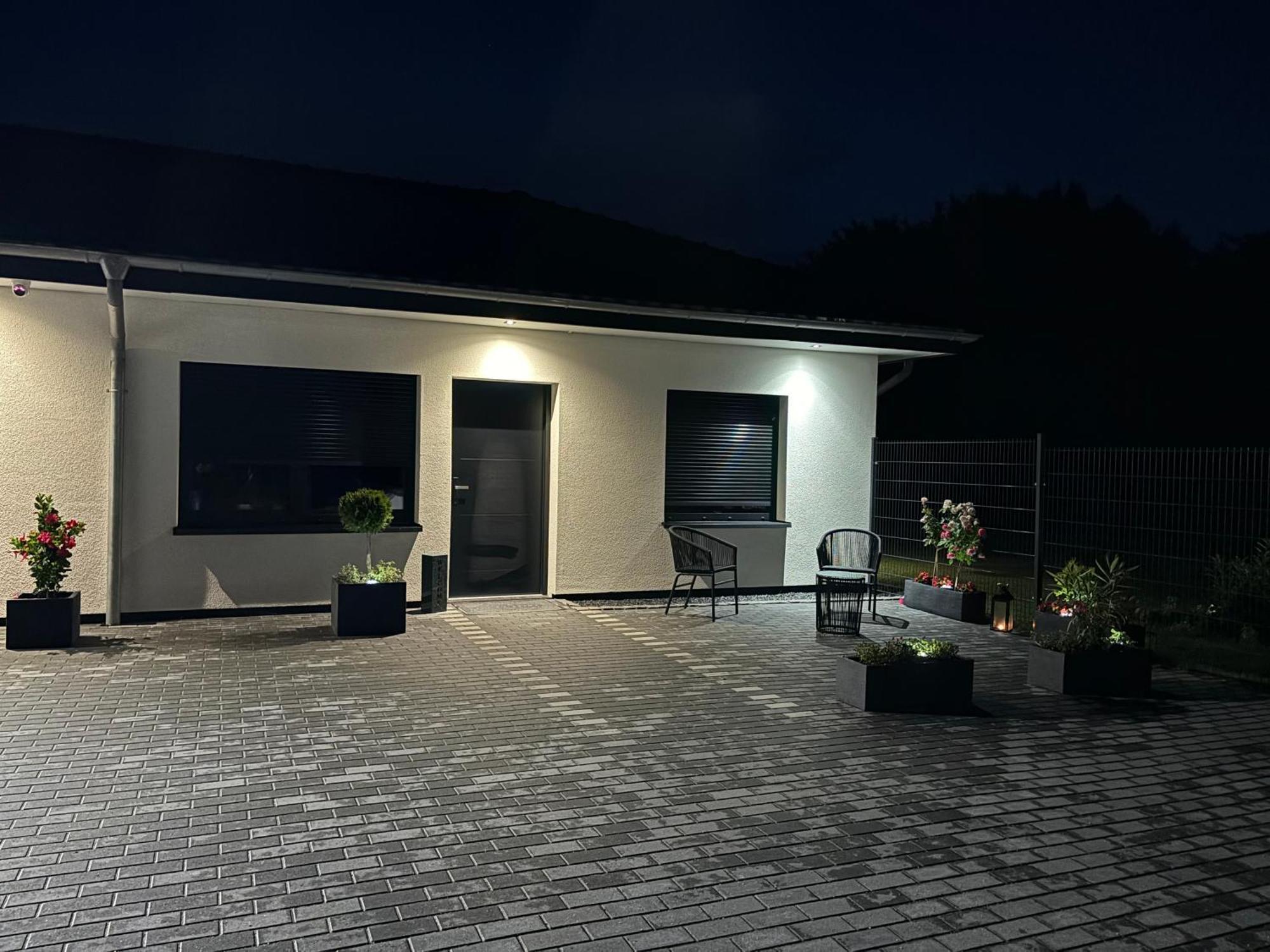 A7 Apartment 1 Datgen Bagian luar foto